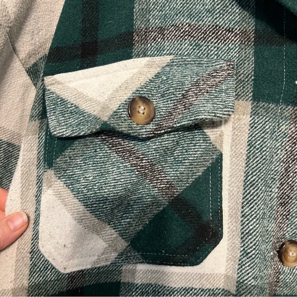 Plaid long sleeve slouchy Shacket size l shein - Picture 2 of 4